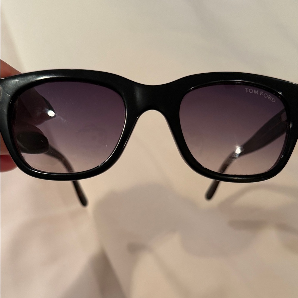 Tom Ford Black Gradient Sunglasses. Lenses do have scratches